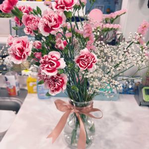 カーネーション,スターチス,ピンクの花,花束 ブーケ,花  小さい花   可愛い花の画像