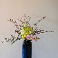 ヒヤシンス,水仙,ワンワン祭り,私の生け花,3月11日東日本大震災を忘れませんの画像