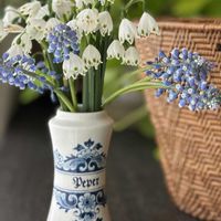 スノーフレーク,ムスカリ,アレンジ,花瓶,癒しの画像