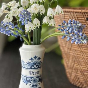 スノーフレーク,ムスカリ,アレンジ,花瓶,癒しの画像