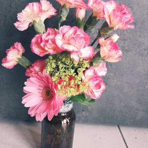 カーネーション,ガーベラ,ビバーナム,癒し,花が好きの画像