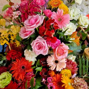 ガーベラ,バラ,いつもありがとう♡,華やか,綺麗の画像