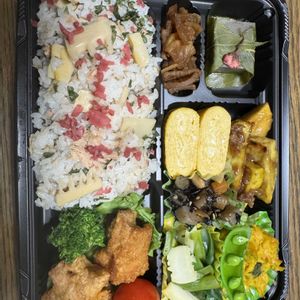 クリスマスローズ,クレマチス,サクラ,サクラ,原種チューリップ　レディジェーンの画像