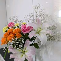 カーネーション,バラ,ユリ,平和を願う,医療関係者に感謝の画像