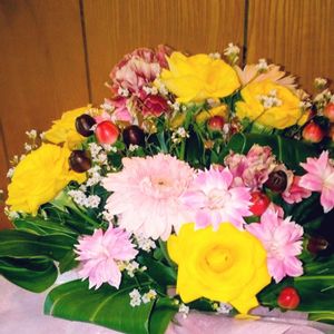 母の日プレゼント,今年は珍しく,息子夫婦が持って来てくれました,いつもは嫁さんがの画像