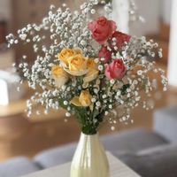 カスミソウ,スプレーバラ,キッチンガーデン,花のある暮らし,スーパーの切花の画像