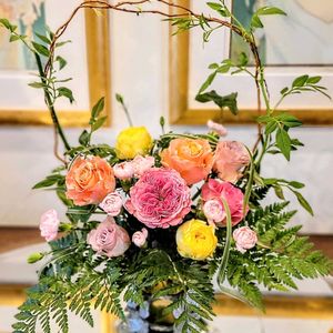 バラ,フラワーアレンジメント,ピンク,ピンクの花,ばら バラ 薔薇の画像
