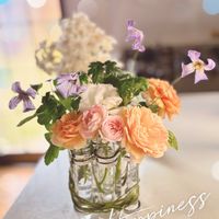 バラ,薔薇　ラベルポー,クレマチス　ハンナ,フラワーアレンジメント,美しいの画像