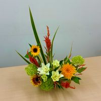 ケイトウ,アナベル,スカシユリ,ニューサイラン,フラワーアレンジメントの画像