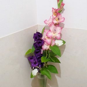 グラジオラス,花瓶,花のある暮らし,植物のある暮らし,花瓶の花の画像