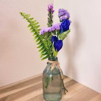 スターチス,リアトリス,リンドウ,タマシダ,切り花の画像