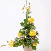 クロコスミア,ヒペリカム,薔薇,エリンジュウムの画像