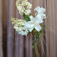 カサブランカ,カレックス,ノリウツギ,庭の花,庭の花を飾るの画像