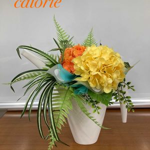 アジサイ（造花）,フラワーアレンジメント,造花,IKEA 水差し,玄関内側の画像