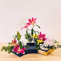 ツツジ,小菊,百合,スプレー菊,ピンクの画像
