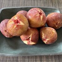 無花果,いちじく（蓬莱柿）,いちじく（蓬莱柿）,いちじく（蓬莱柿）,故郷から　届きましたの画像