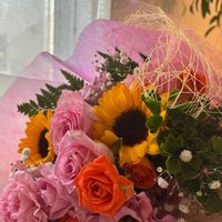 トルコキキョウ,バラ,ヒマワリ,ブーケ,結婚記念日の画像